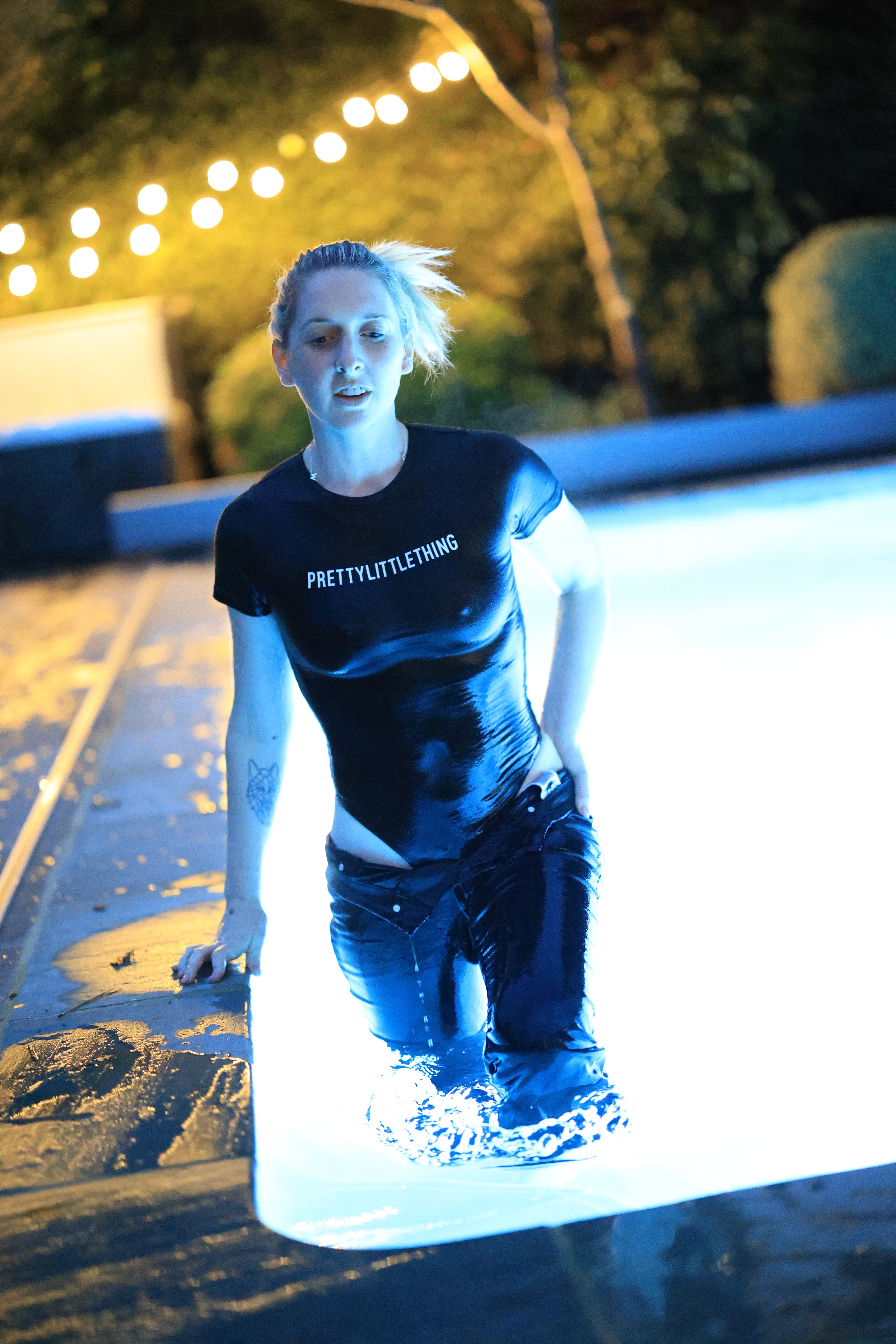 Night Shoot - Bodysuit & Jeans In Pool & Hottub