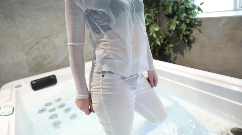 All White In Shower & Hottub