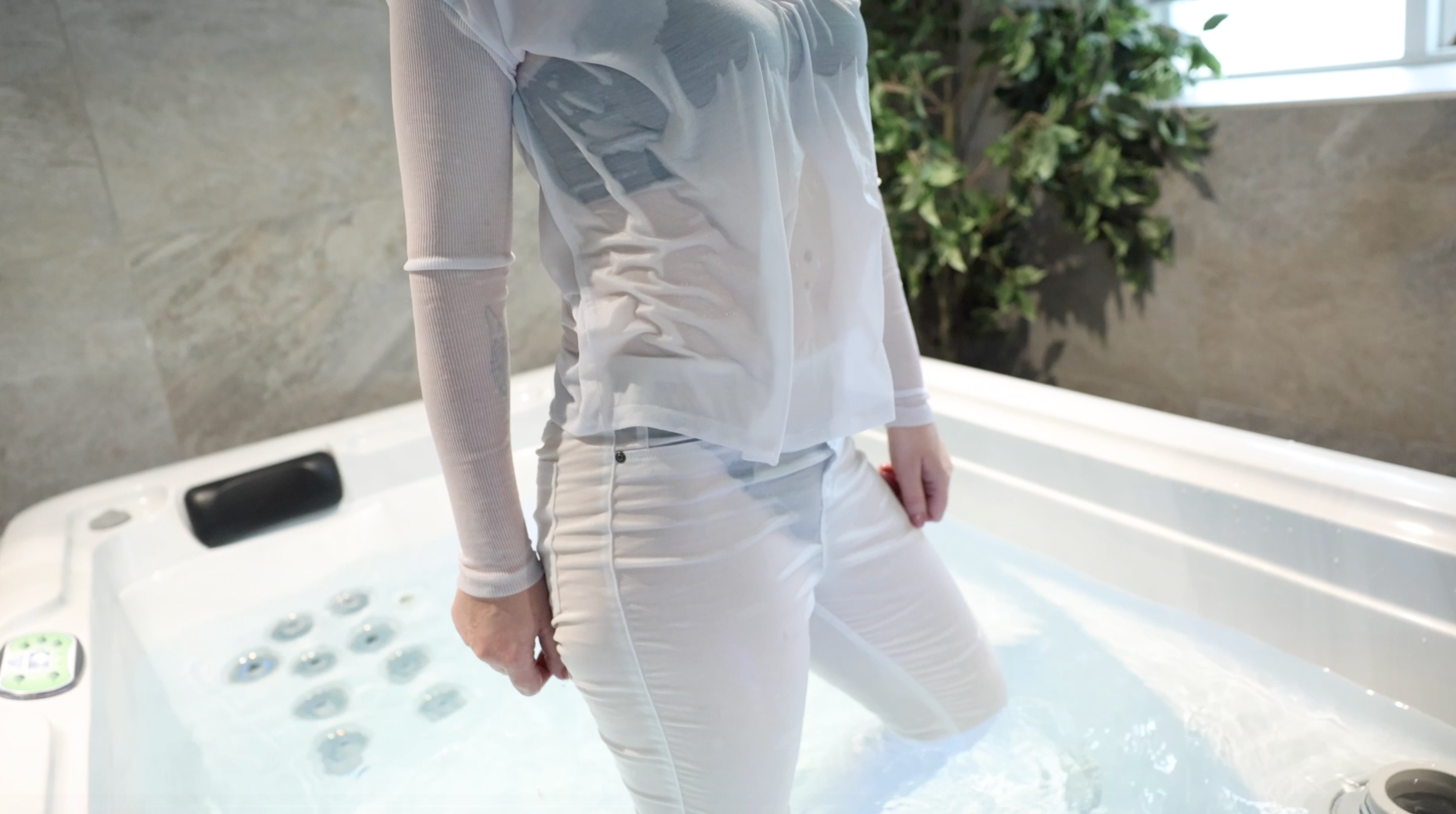 All White In Shower & Hottub