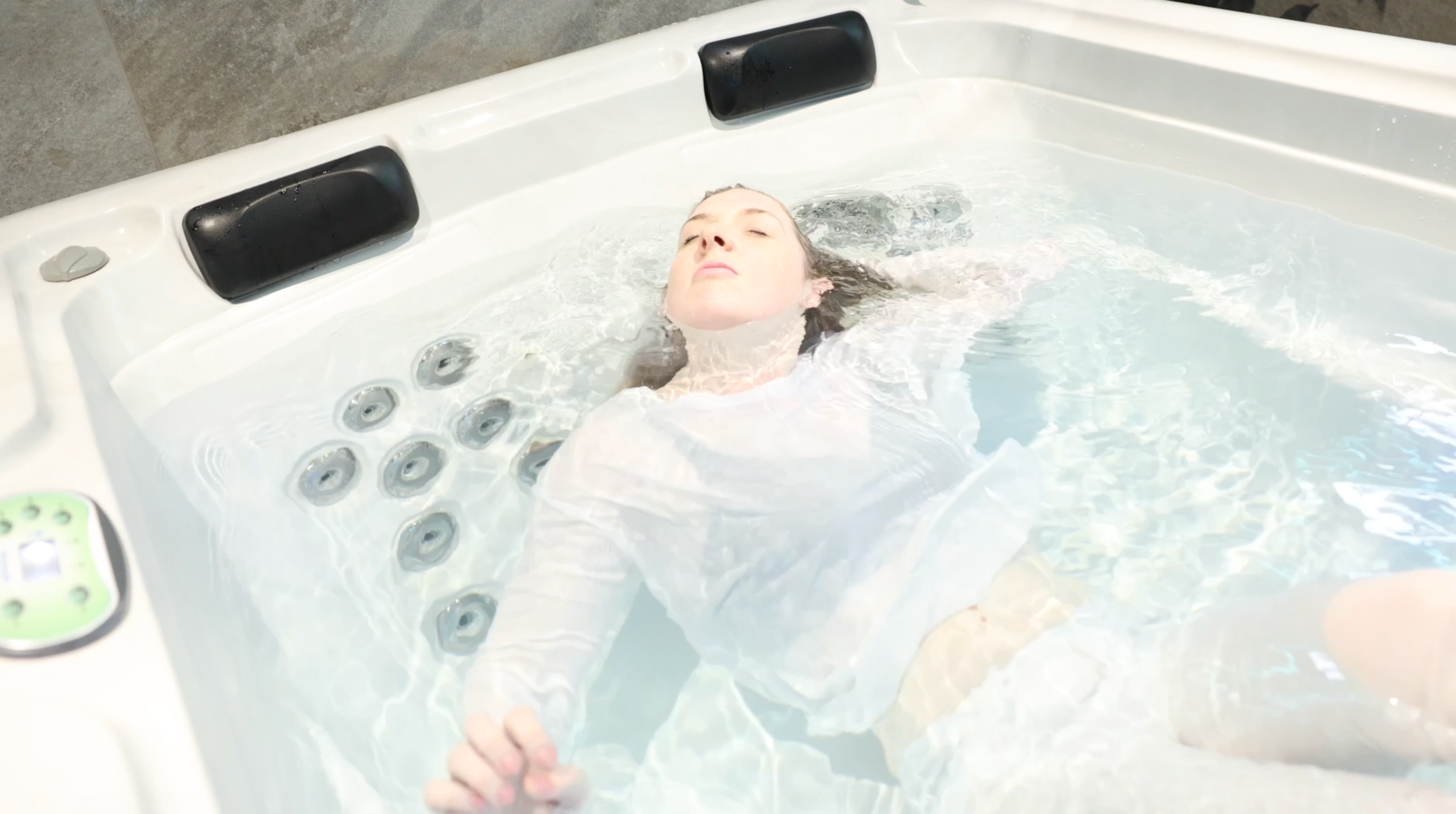 All White In Shower & Hottub