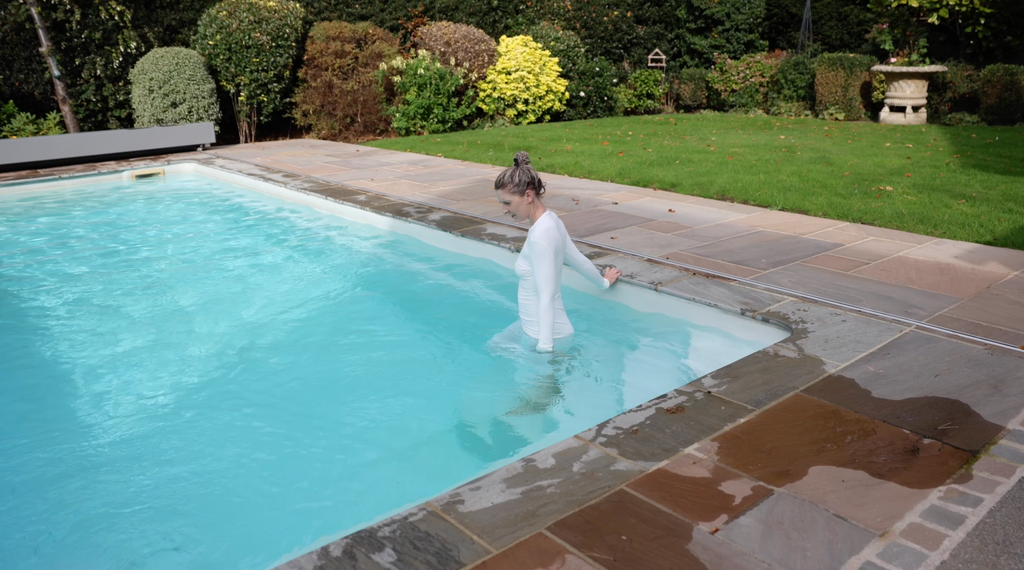 Long Tight White Dress In Pool & Hottub