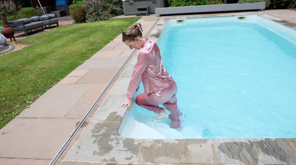 Satin Pyjamas In Pool + Underwater Scenes!